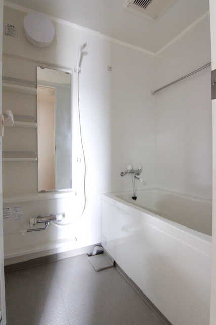 バス・シャワールーム　現況と相違がある場合、現況を優先いたします。