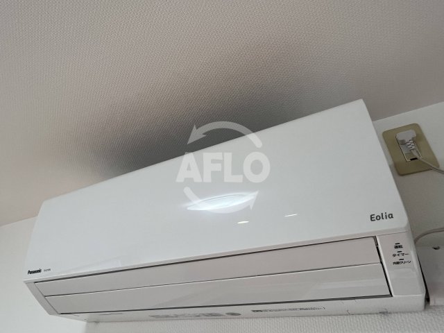 その他設備　セレニテ新大阪弐番館　エアコン