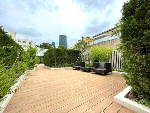 その他　屋上庭園