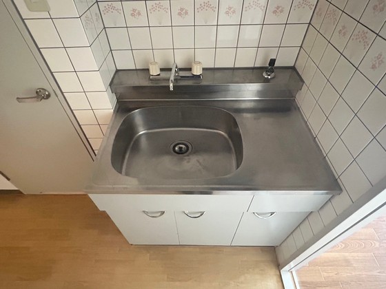 キッチン　※別部屋の写真です