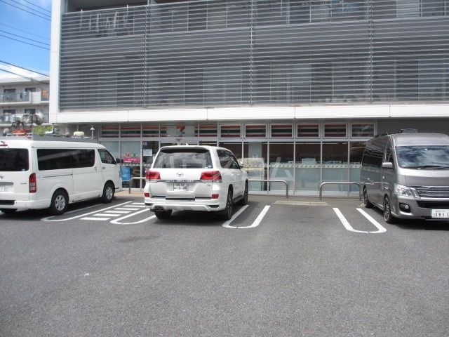 コンビニ　セブン-イレブン　藤沢善行２丁目店（コンビニ）まで288m