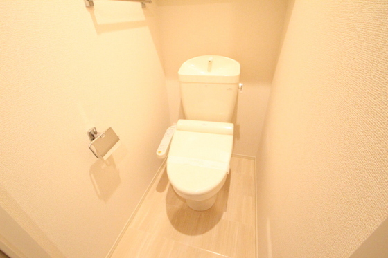 トイレ　※別部屋の写真です