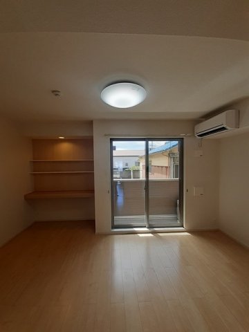 その他部屋・スペース　明るい色調の室内です