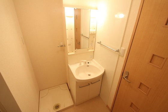 洗面設備　※別部屋の写真です