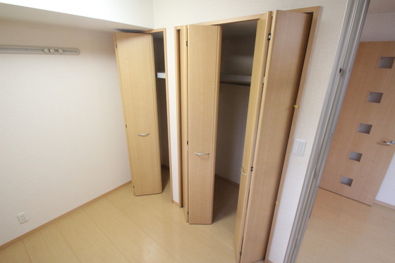 収納　※別部屋の写真です