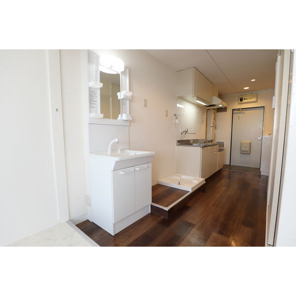 その他部屋・スペース　※別号室の参考写真です