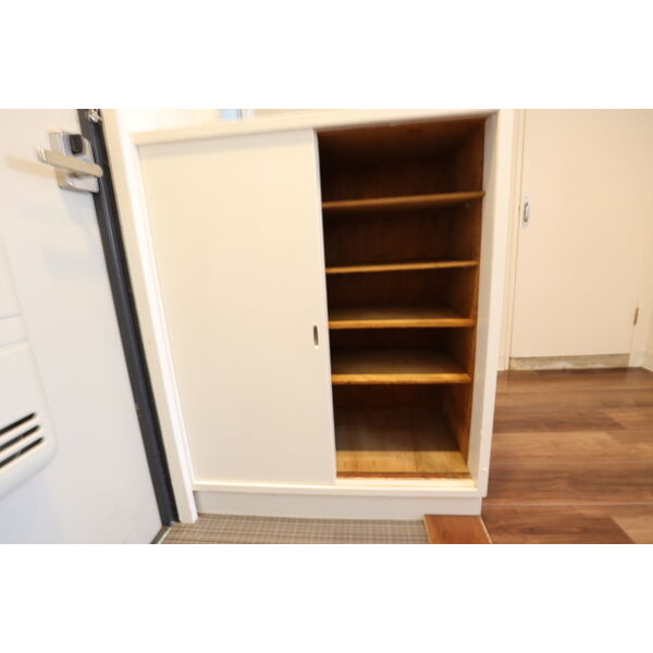 収納　※別号室の参考写真です