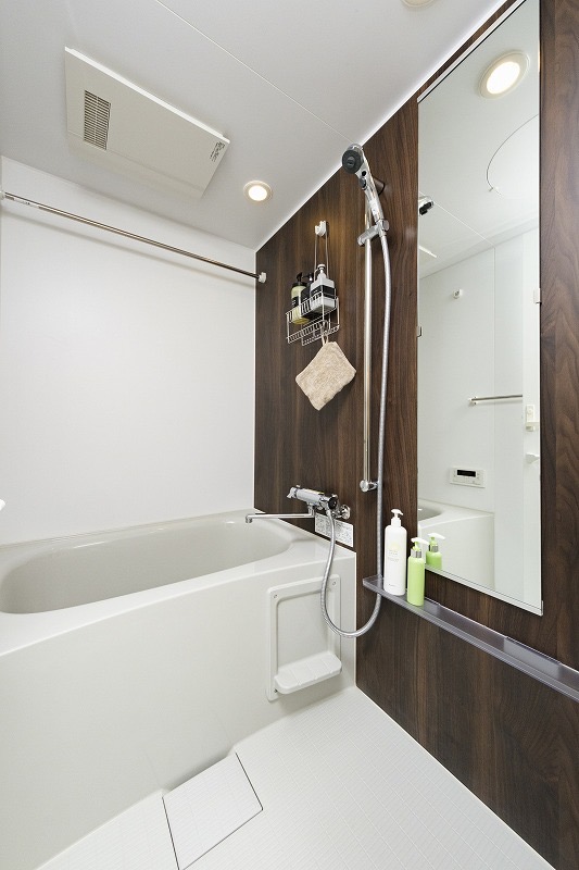 バス・シャワールーム