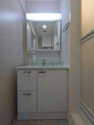 洗面設備　別階層の写真になります。