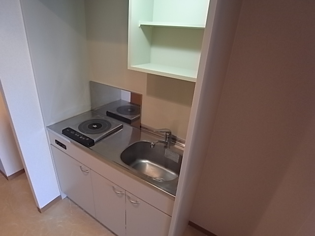 キッチン　掃除がしやすいＩＨコンロ。