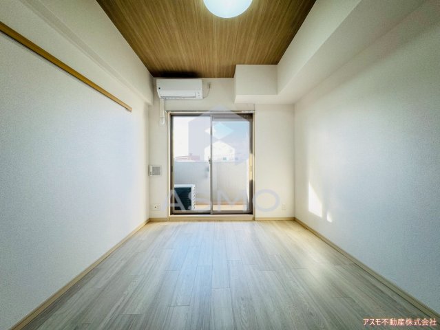居室・リビング　同マンション別部屋　参考写真