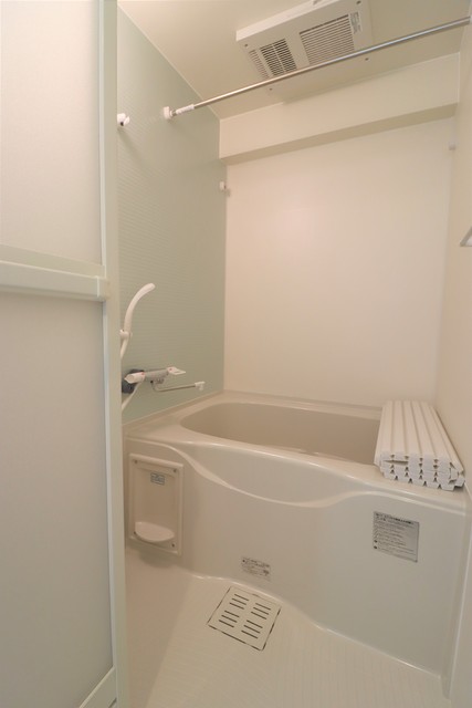 バス・シャワールーム　２０４号室の写真です