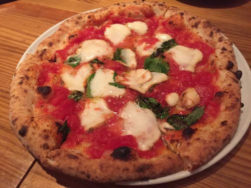 飲食店　Pizzeria CUORERUDINO -ピッツェリア・ク（飲食店）まで711m