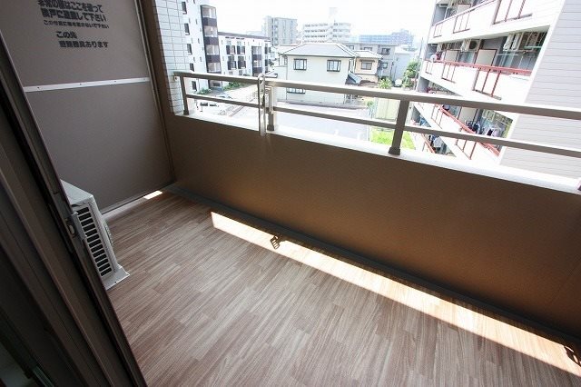 バルコニー　バルコニー　※別号室参考写真