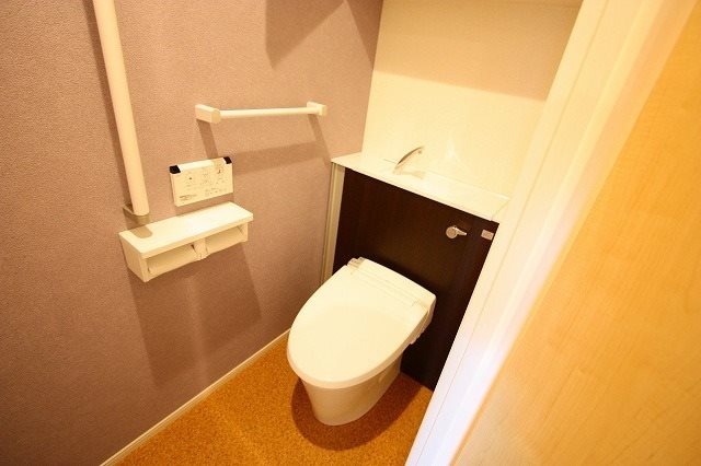 トイレ　トイレ　※別号室参考写真
