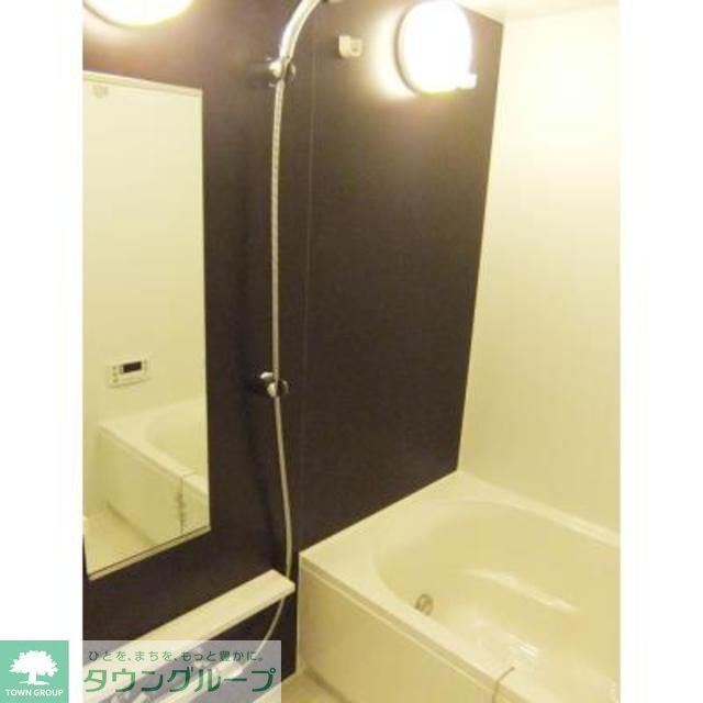 バス・シャワールーム　※写真は同タイプ住戸です。