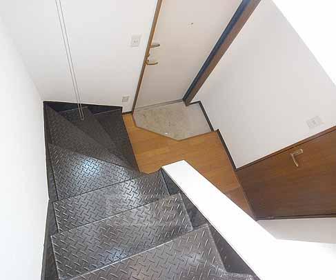 その他部屋・スペース　メゾネットタイプのお部屋です