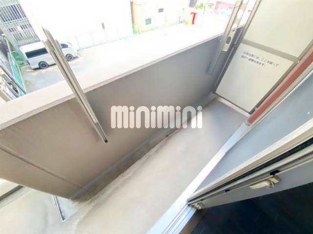 バルコニー　ベランダ