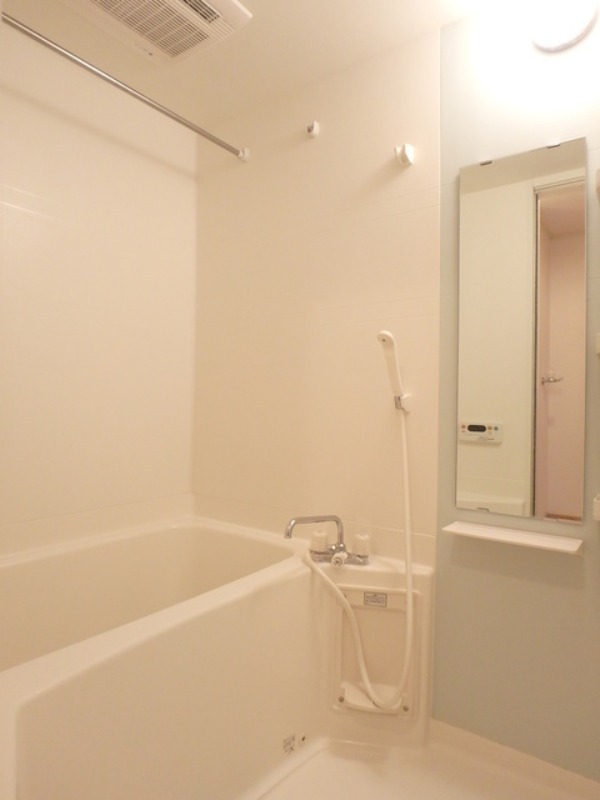 バス・シャワールーム　図面と現状に相違がある場合には現状を優先