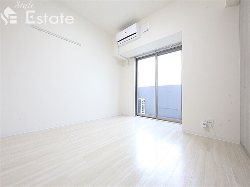 居室・リビング　内装