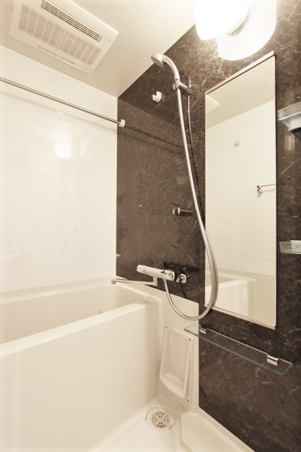 バス・シャワールーム　風呂