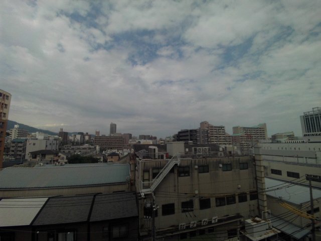 眺望　広々としたバルコニーです