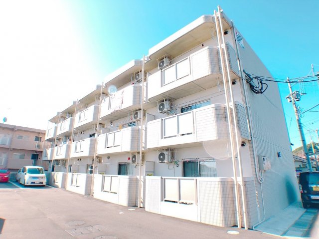 建物外観　イオンタウン姶良まで約１ｋｍ