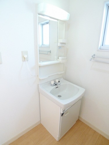 洗面設備　同仕様