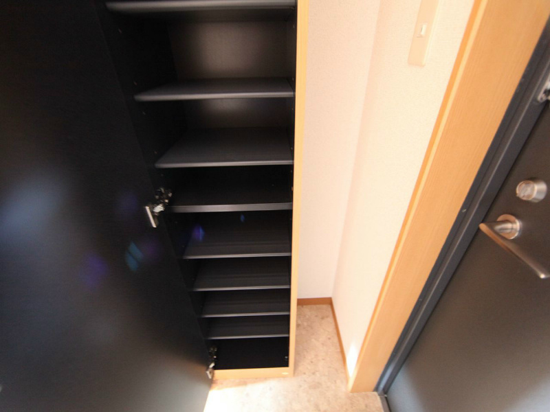 玄関　玄関　シューズボックス