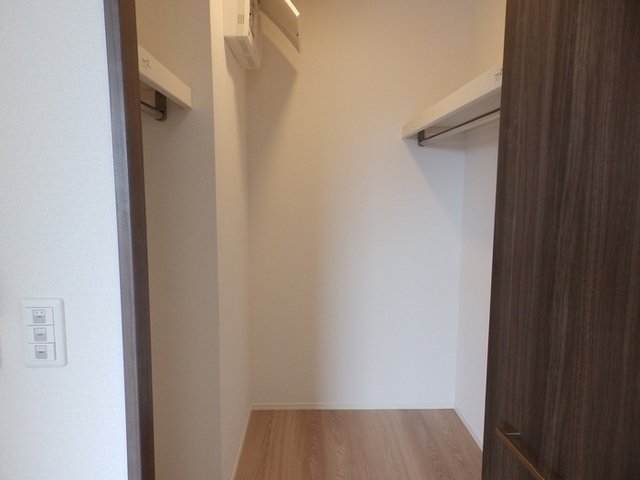 収納　ウォークインクローゼット