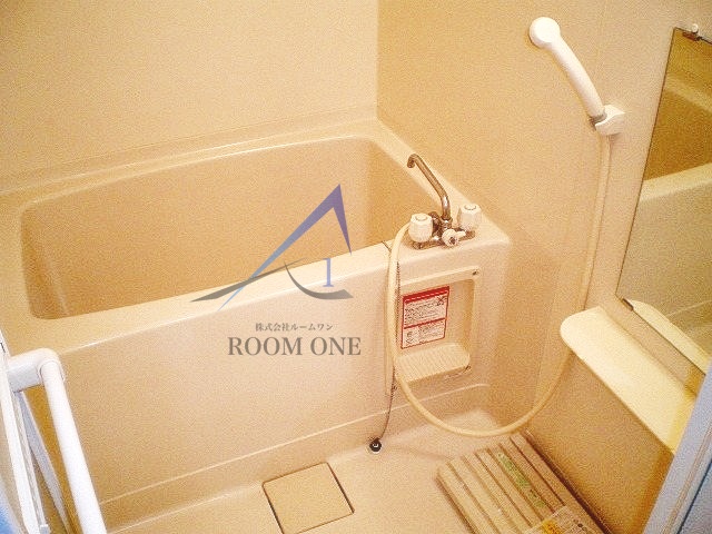 バス・シャワールーム　お風呂です。