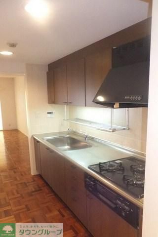 キッチン　3口システムガスキッチン