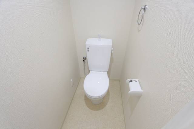 トイレ　イメージにつき実際とは異なります