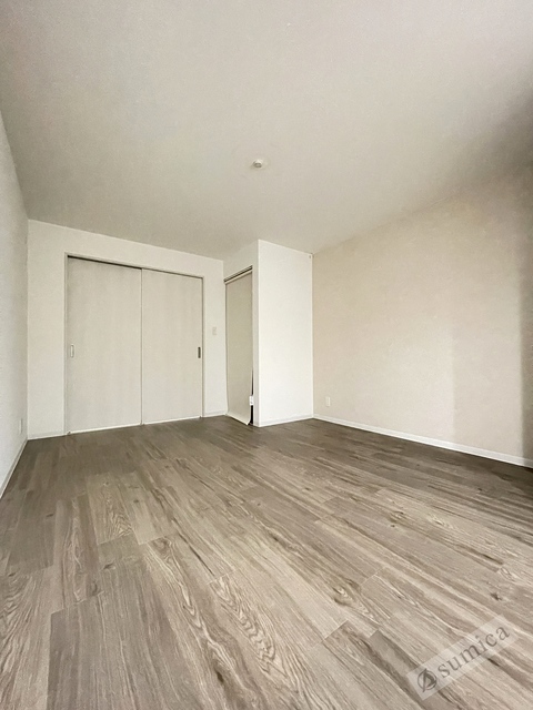 居室・リビング　広々９．８帖・レイアウトは自由自在です♪♪