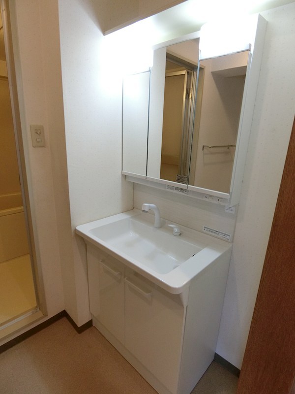 洗面設備　※参考写真