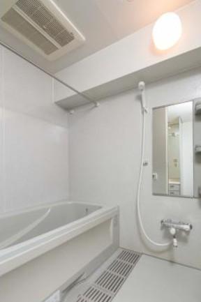 バス・シャワールーム　☆ゆっくりくつろげるお風呂☆