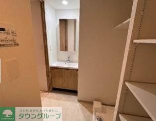 洗面設備　収納