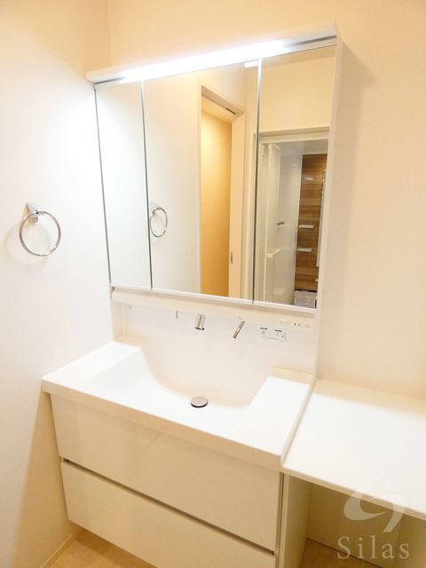 洗面設備　同仕様