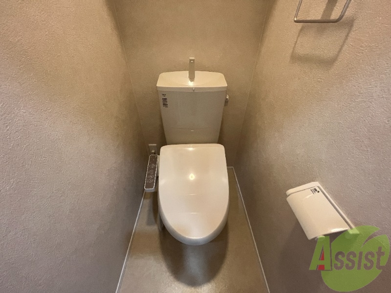 トイレ　トイレは清潔感があり安心して使用できそうです。