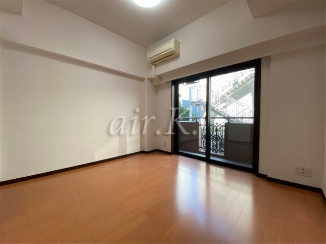 居室・リビング　居室