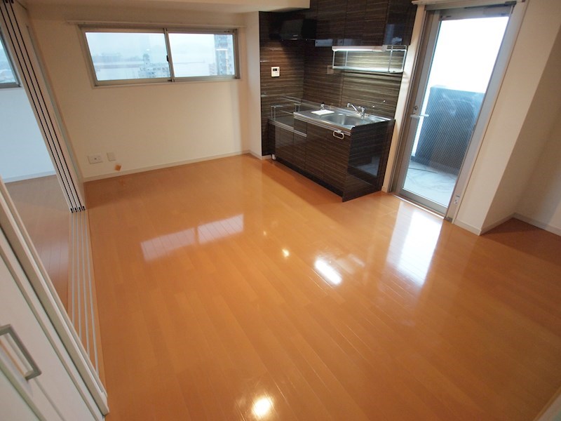 居室・リビング　広くて明るい快適空間です