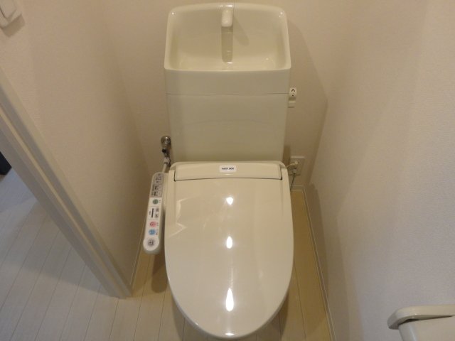 トイレ　シャワー付トイレ