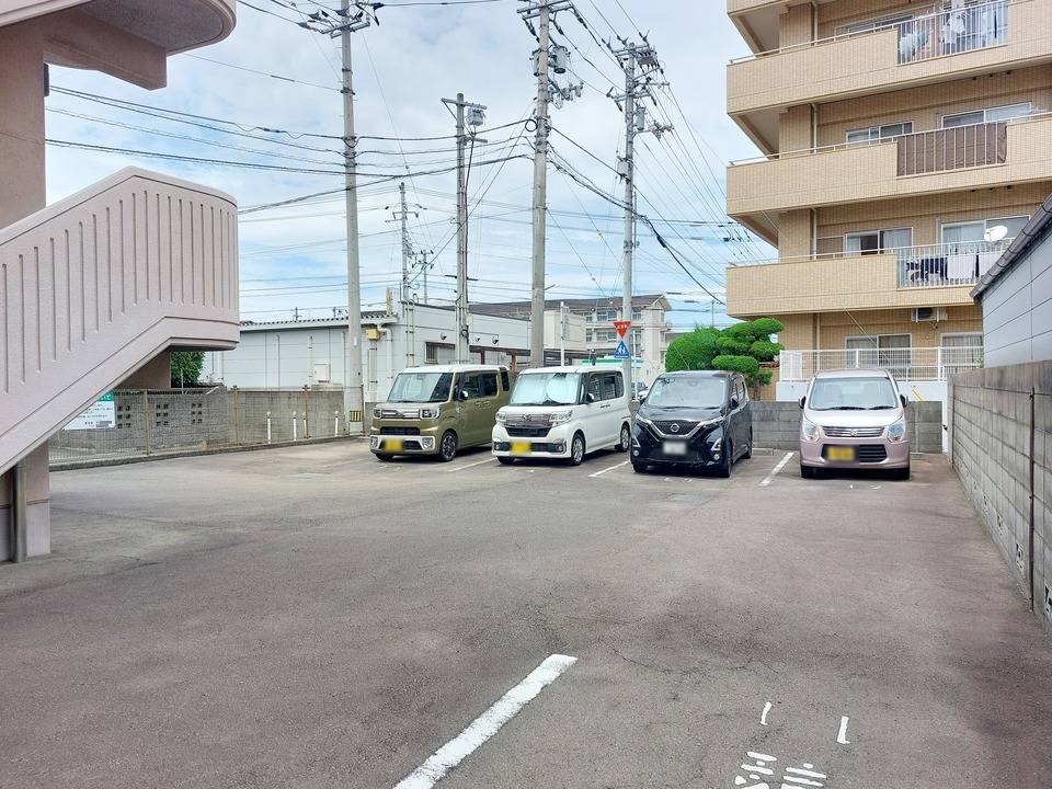 その他共有部分　駐車場