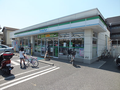 ホームセンター　島忠ホームズ仙川店（ホームセンター）まで225m