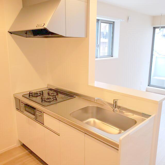 キッチン　※同仕様タイプの写真です