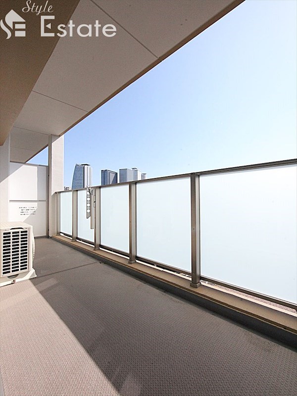 バルコニー　バルコニー