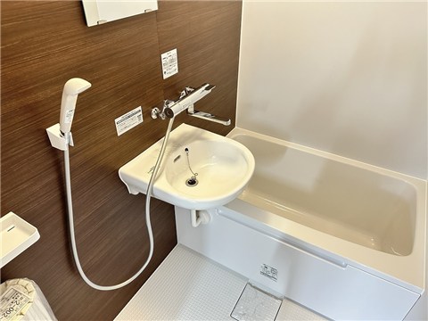 バス・シャワールーム