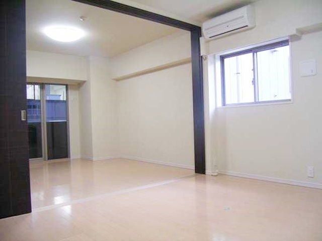 居室・リビング　【新線開通で注目の街、新横浜に住む♪】オススメ物件です！