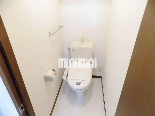 トイレ　温水洗浄便座完備