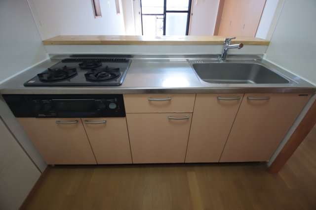 キッチン　同建物内別室の参考写真です。※現況優先